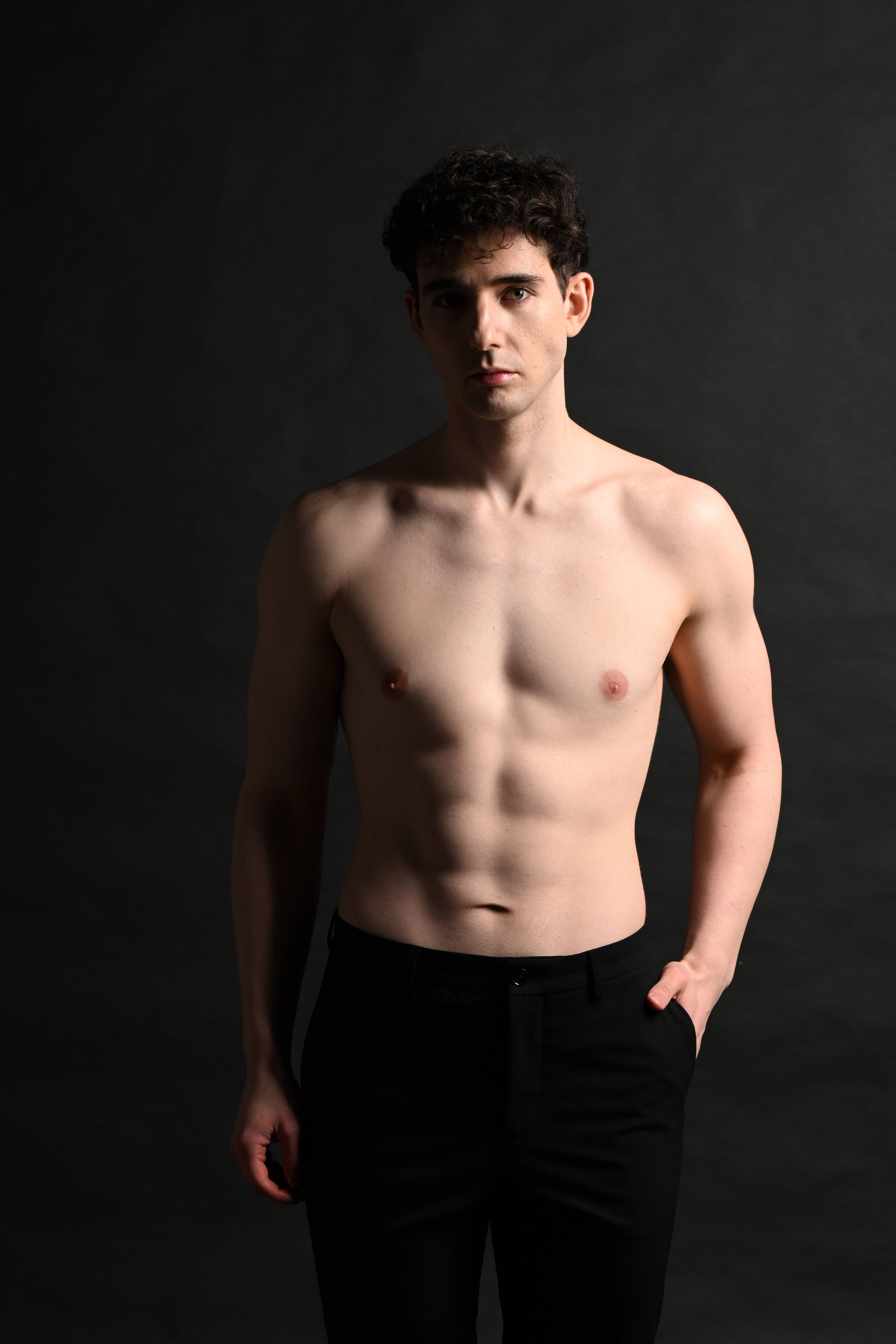 Studio — physique standing
